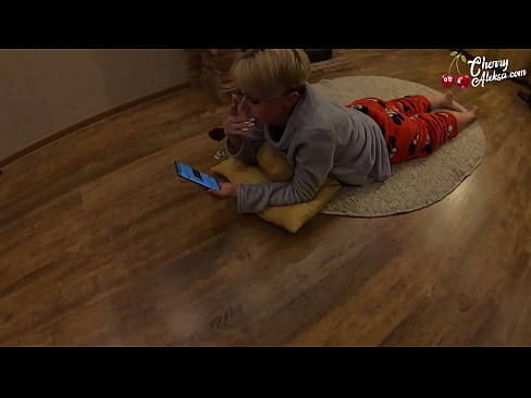 ❤️ Skør blondine suger kæmpe pik og hopper på den - analsex ❤ Super sex at da.pornoreino-com.ru ❌